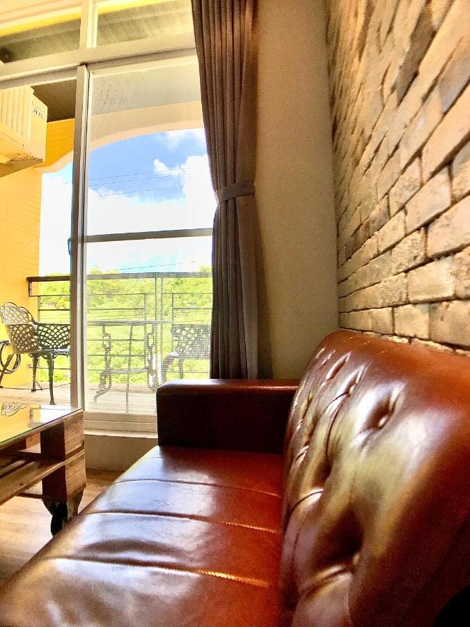 Martin Wales Inn Kenting Bagian luar foto