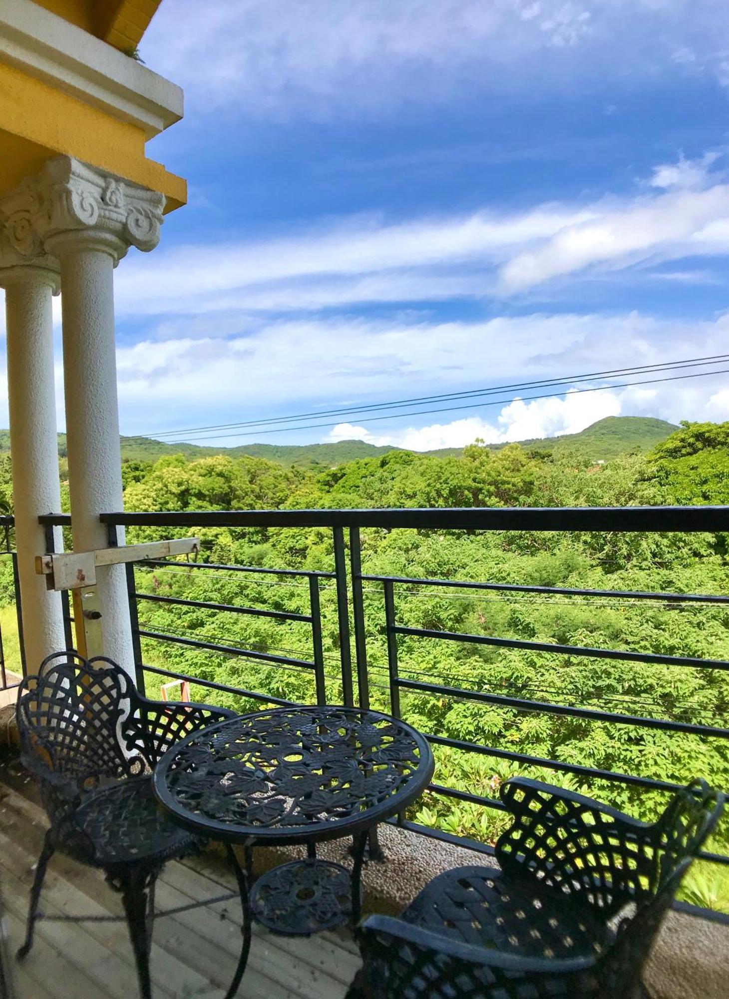 Martin Wales Inn Kenting Bagian luar foto