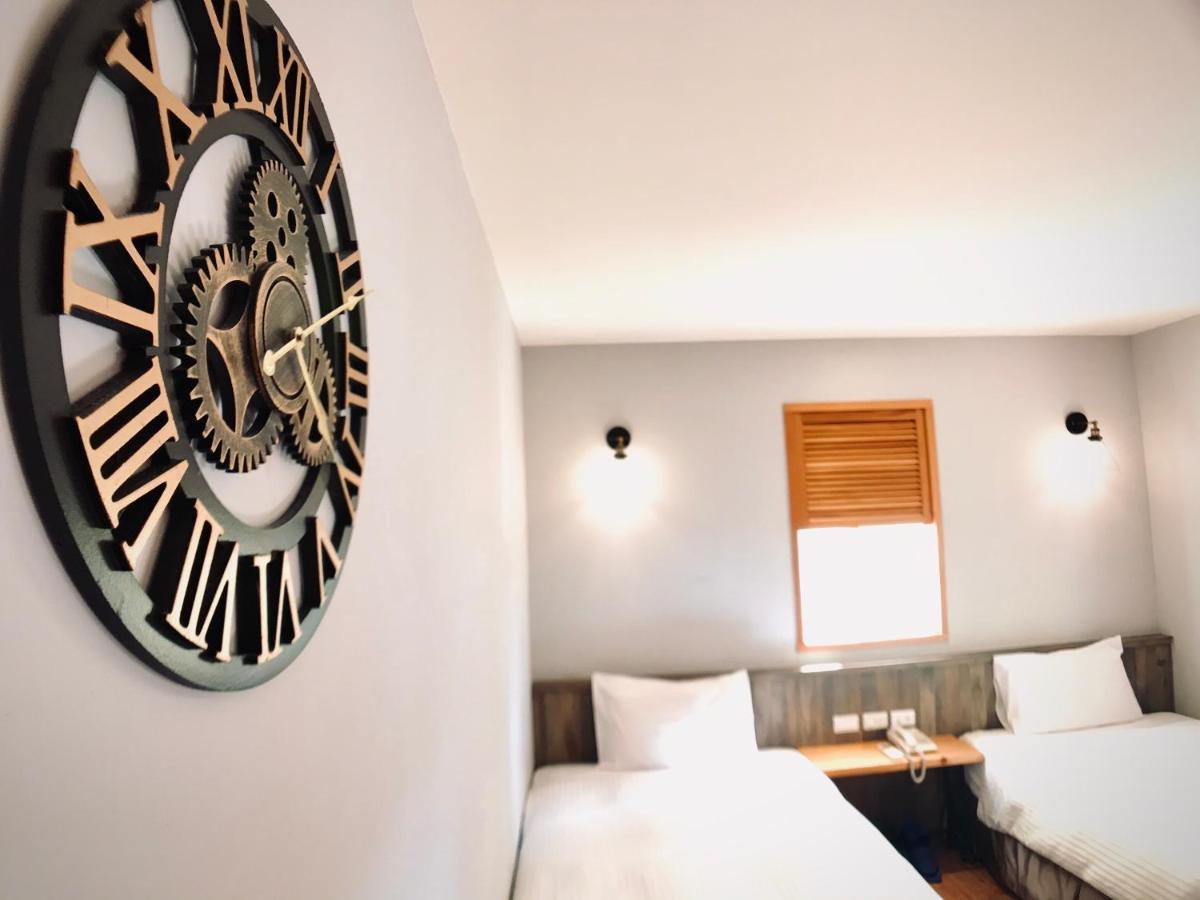 Martin Wales Inn Kenting Bagian luar foto