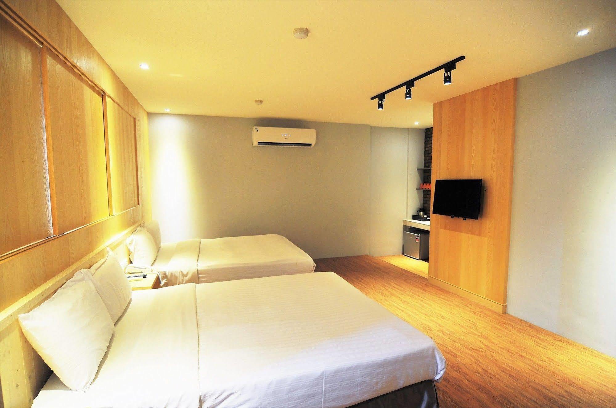 Martin Wales Inn Kenting Bagian luar foto